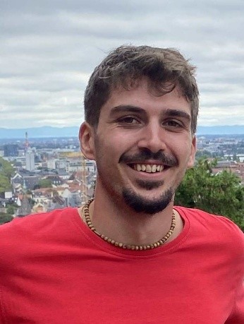 Александър Момчев